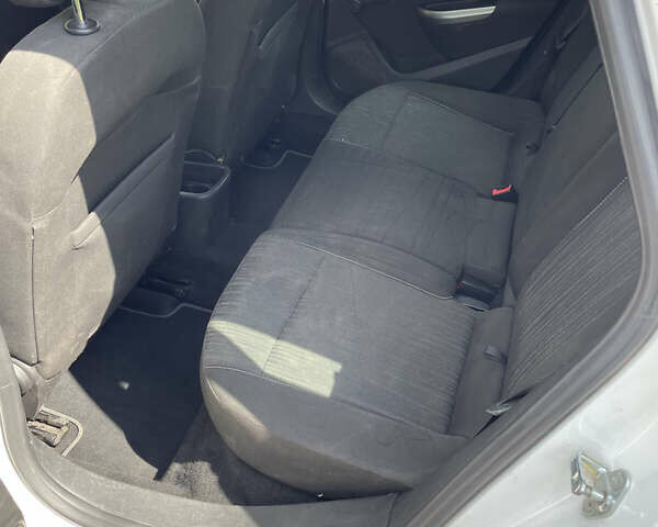 Белый Опель Астра, объемом двигателя 1.25 л и пробегом 366 тыс. км за 4700 $, фото 11 на Automoto.ua