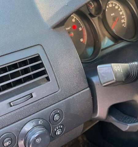 Белый Опель Астра, объемом двигателя 1.7 л и пробегом 427 тыс. км за 4800 $, фото 3 на Automoto.ua