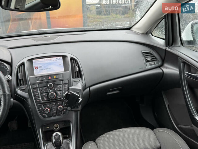 Белый Опель Астра, объемом двигателя 1.7 л и пробегом 300 тыс. км за 6999 $, фото 22 на Automoto.ua