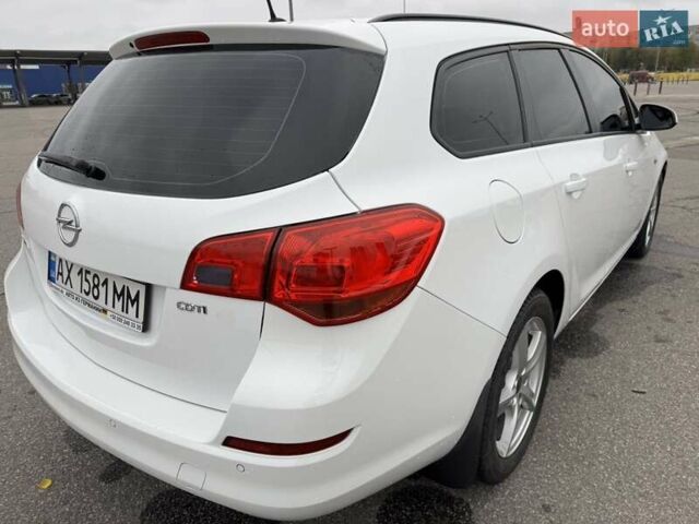 Белый Опель Астра, объемом двигателя 1.7 л и пробегом 235 тыс. км за 7500 $, фото 16 на Automoto.ua
