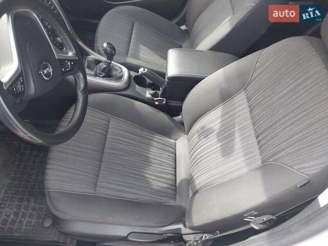 Белый Опель Астра, объемом двигателя 1.69 л и пробегом 228 тыс. км за 6999 $, фото 20 на Automoto.ua