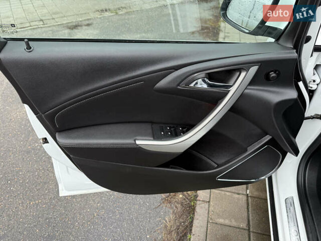 Білий Опель Астра, об'ємом двигуна 1.7 л та пробігом 237 тис. км за 7500 $, фото 6 на Automoto.ua