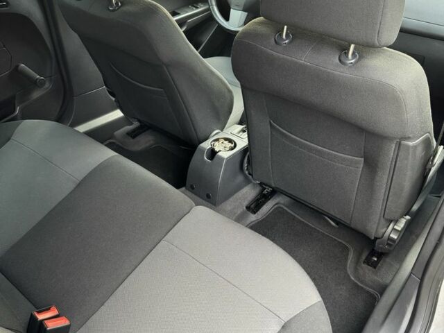 Білий Опель Астра, об'ємом двигуна 1.7 л та пробігом 214 тис. км за 5600 $, фото 19 на Automoto.ua