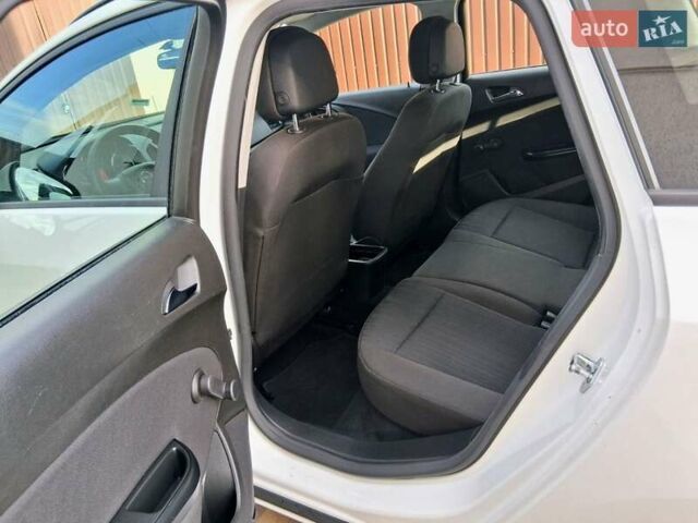 Білий Опель Астра, об'ємом двигуна 1.3 л та пробігом 170 тис. км за 7100 $, фото 9 на Automoto.ua