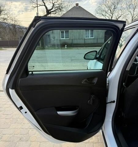 Білий Опель Астра, об'ємом двигуна 1.7 л та пробігом 228 тис. км за 6500 $, фото 19 на Automoto.ua