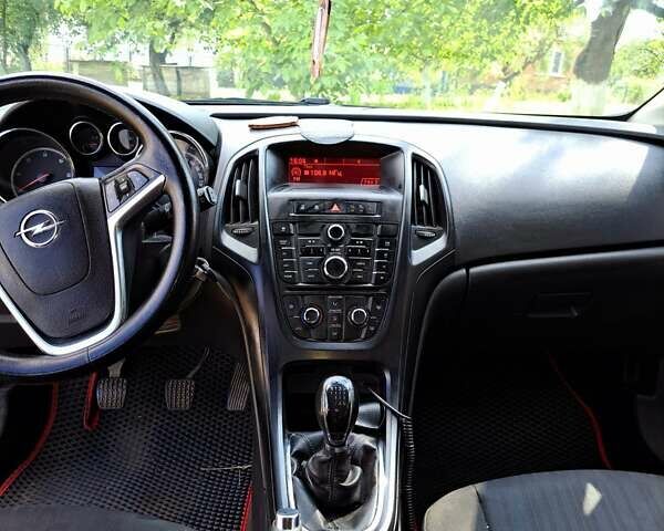 Білий Опель Астра, об'ємом двигуна 1.7 л та пробігом 303 тис. км за 5600 $, фото 5 на Automoto.ua