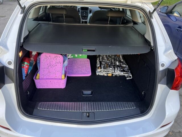 Белый Опель Астра, объемом двигателя 0 л и пробегом 269 тыс. км за 8322 $, фото 2 на Automoto.ua