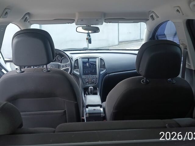 Белый Опель Астра, объемом двигателя 1.7 л и пробегом 260 тыс. км за 5800 $, фото 6 на Automoto.ua