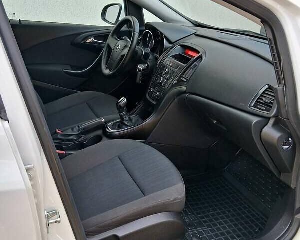 Білий Опель Астра, об'ємом двигуна 1.3 л та пробігом 170 тис. км за 7100 $, фото 8 на Automoto.ua