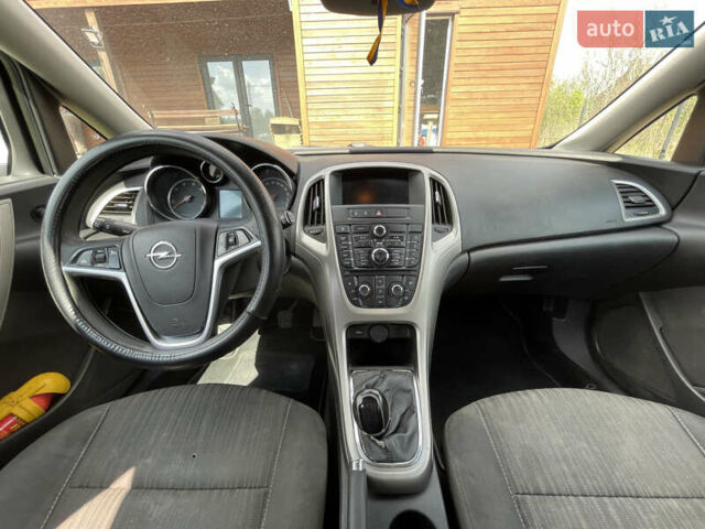 Белый Опель Астра, объемом двигателя 1.25 л и пробегом 366 тыс. км за 4700 $, фото 7 на Automoto.ua