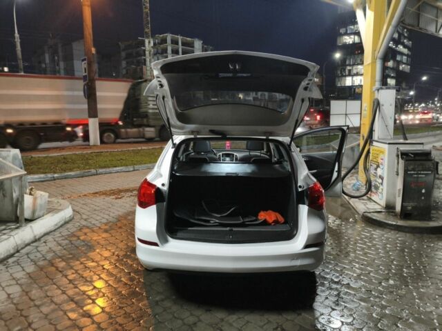 Білий Опель Астра, об'ємом двигуна 1.7 л та пробігом 274 тис. км за 5950 $, фото 4 на Automoto.ua