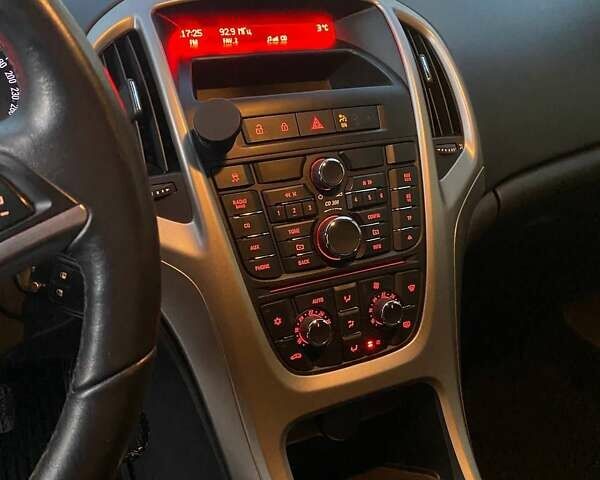 Білий Опель Астра, об'ємом двигуна 1.69 л та пробігом 228 тис. км за 7400 $, фото 27 на Automoto.ua