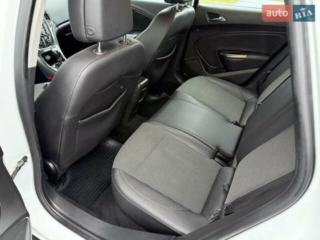 Білий Опель Астра, об'ємом двигуна 1.7 л та пробігом 237 тис. км за 7500 $, фото 7 на Automoto.ua