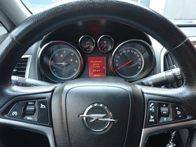 Белый Опель Астра, объемом двигателя 1.7 л и пробегом 286 тыс. км за 6500 $, фото 9 на Automoto.ua