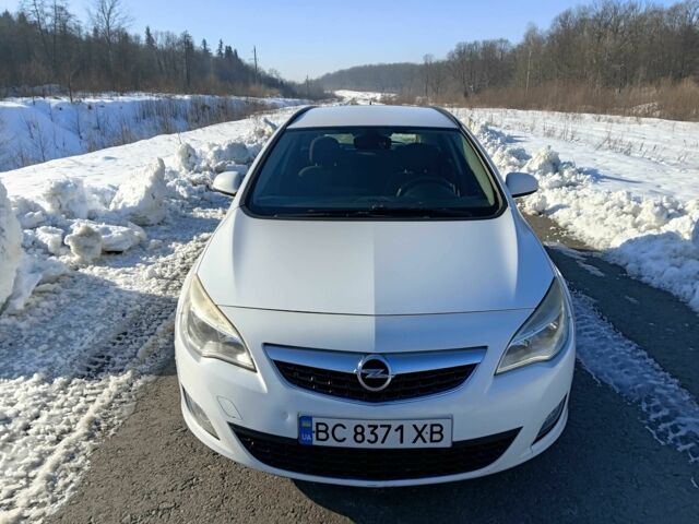 Білий Опель Астра, об'ємом двигуна 1.3 л та пробігом 370 тис. км за 5300 $, фото 4 на Automoto.ua