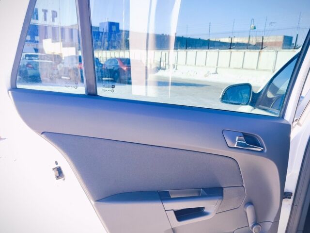 Белый Опель Астра, объемом двигателя 1.6 л и пробегом 199 тыс. км за 5555 $, фото 21 на Automoto.ua