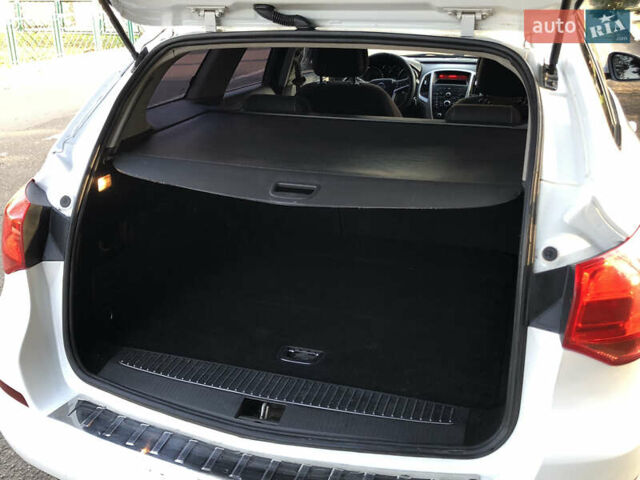 Белый Опель Астра, объемом двигателя 1.25 л и пробегом 321 тыс. км за 7499 $, фото 9 на Automoto.ua