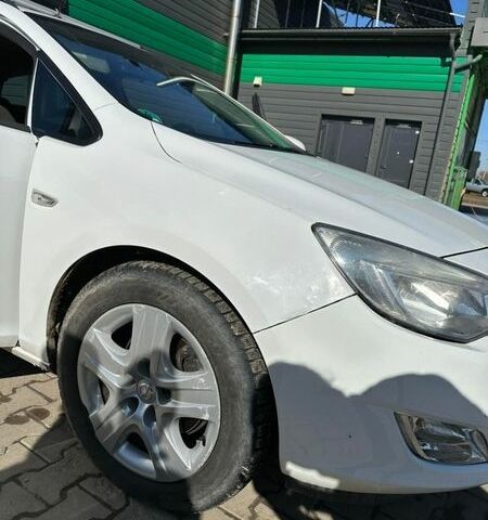 Белый Опель Астра, объемом двигателя 1.69 л и пробегом 271 тыс. км за 6700 $, фото 20 на Automoto.ua