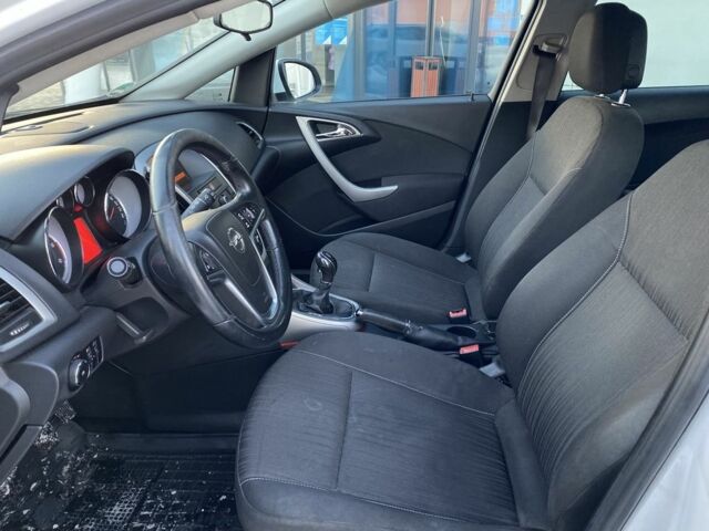 Белый Опель Астра, объемом двигателя 1.7 л и пробегом 218 тыс. км за 5950 $, фото 15 на Automoto.ua