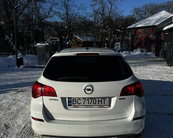 Белый Опель Астра, объемом двигателя 1.69 л и пробегом 266 тыс. км за 5899 $, фото 10 на Automoto.ua