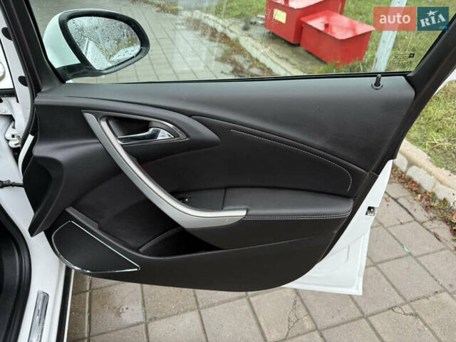 Білий Опель Астра, об'ємом двигуна 1.7 л та пробігом 237 тис. км за 7500 $, фото 12 на Automoto.ua