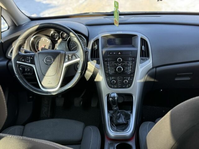 Белый Опель Астра, объемом двигателя 1.7 л и пробегом 322 тыс. км за 6150 $, фото 7 на Automoto.ua