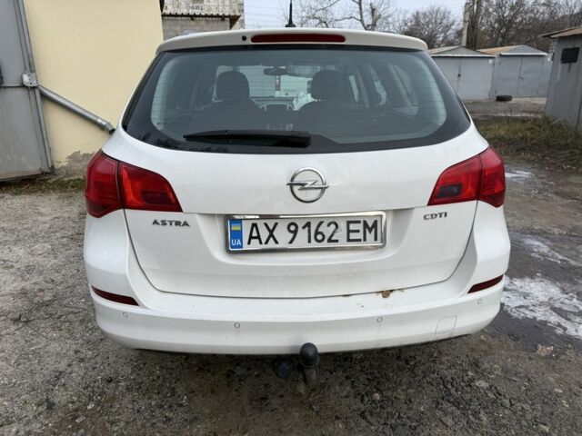 Белый Опель Астра, объемом двигателя 1.7 л и пробегом 220 тыс. км за 2999 $, фото 1 на Automoto.ua