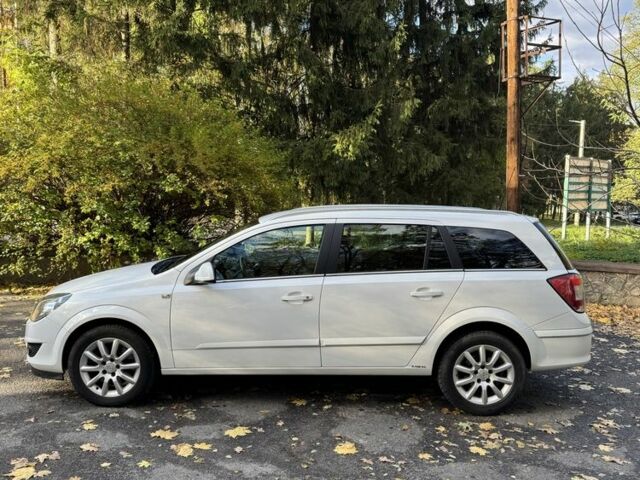 Білий Опель Астра, об'ємом двигуна 1.7 л та пробігом 214 тис. км за 5600 $, фото 5 на Automoto.ua