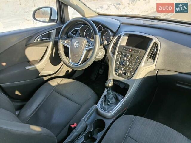 Білий Опель Астра, об'ємом двигуна 1.25 л та пробігом 370 тис. км за 5300 $, фото 18 на Automoto.ua