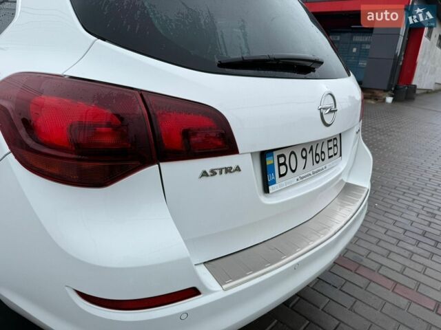 Білий Опель Астра, об'ємом двигуна 1.69 л та пробігом 260 тис. км за 6500 $, фото 31 на Automoto.ua