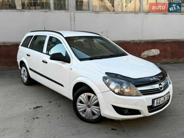 Білий Опель Астра, об'ємом двигуна 1.7 л та пробігом 248 тис. км за 4949 $, фото 7 на Automoto.ua