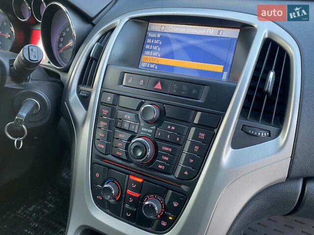 Белый Опель Астра, объемом двигателя 1.7 л и пробегом 388 тыс. км за 5750 $, фото 13 на Automoto.ua