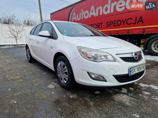 Белый Опель Астра, объемом двигателя 1.69 л и пробегом 230 тыс. км за 7200 $, фото 9 на Automoto.ua