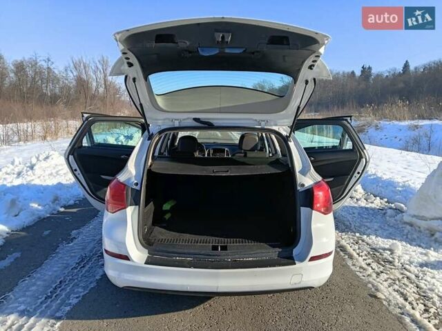 Білий Опель Астра, об'ємом двигуна 1.25 л та пробігом 370 тис. км за 5300 $, фото 12 на Automoto.ua