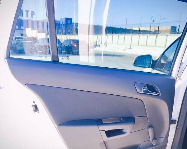 Белый Опель Астра, объемом двигателя 1.6 л и пробегом 199 тыс. км за 5350 $, фото 25 на Automoto.ua