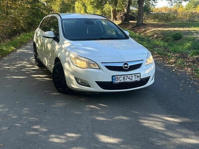 Білий Опель Астра, об'ємом двигуна 1.3 л та пробігом 206 тис. км за 4600 $, фото 5 на Automoto.ua