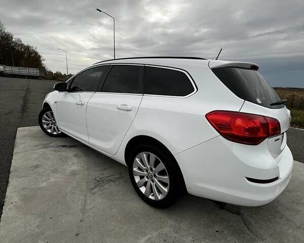 Опель Астра 2011 у Ковель на Automoto.ua Білий Опель Астра, об'ємом двигуна 1.7 л та пробігом 257 тис. км за 7299 $, фото 19 на Automoto.ua