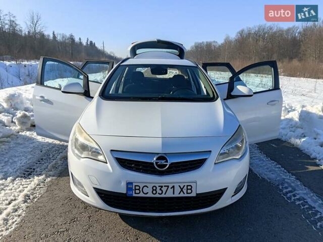 Білий Опель Астра, об'ємом двигуна 1.25 л та пробігом 370 тис. км за 5300 $, фото 10 на Automoto.ua