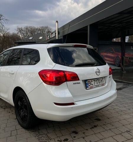 Белый Опель Астра, объемом двигателя 1.69 л и пробегом 267 тыс. км за 5650 $, фото 10 на Automoto.ua