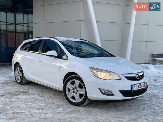 Білий Опель Астра, об'ємом двигуна 1.7 л та пробігом 388 тис. км за 5600 $, фото 4 на Automoto.ua