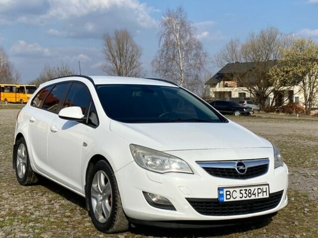 Белый Опель Астра, объемом двигателя 1.69 л и пробегом 268 тыс. км за 6499 $, фото 2 на Automoto.ua