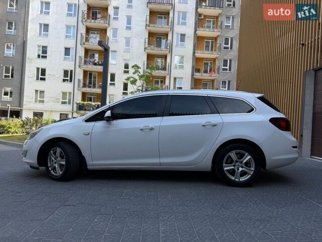 Белый Опель Астра, объемом двигателя 1.7 л и пробегом 228 тыс. км за 5700 $, фото 10 на Automoto.ua