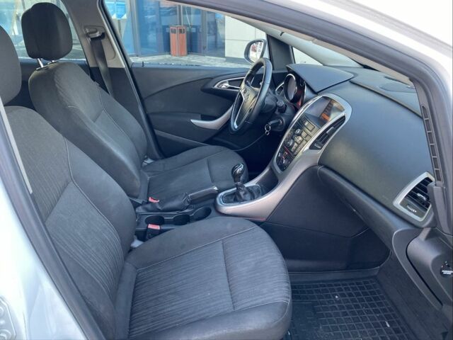 Белый Опель Астра, объемом двигателя 1.7 л и пробегом 218 тыс. км за 5950 $, фото 20 на Automoto.ua