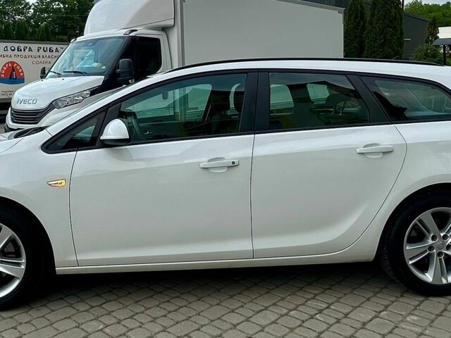 Белый Опель Астра, объемом двигателя 1.69 л и пробегом 273 тыс. км за 6299 $, фото 4 на Automoto.ua