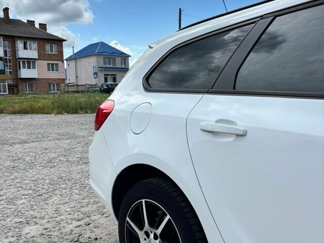 Белый Опель Астра, объемом двигателя 1.69 л и пробегом 202 тыс. км за 7900 $, фото 3 на Automoto.ua
