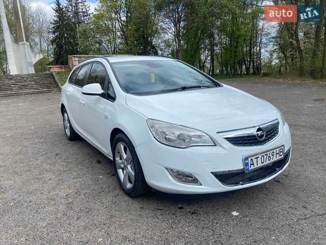 Белый Опель Астра, объемом двигателя 1.7 л и пробегом 291 тыс. км за 4850 $, фото 14 на Automoto.ua