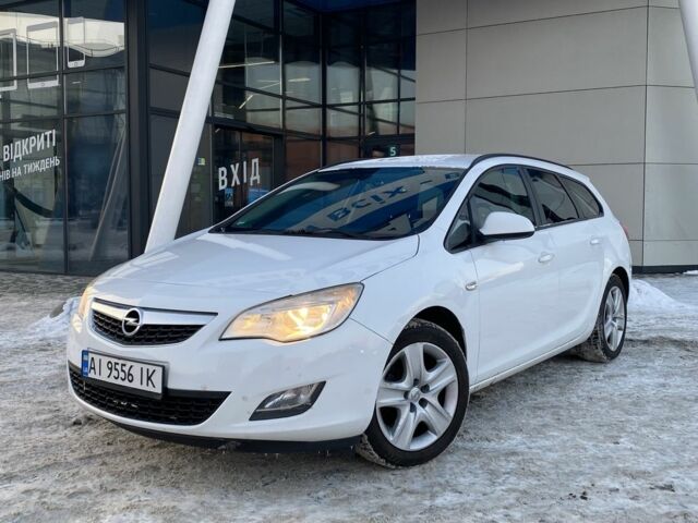 Белый Опель Астра, объемом двигателя 1.7 л и пробегом 218 тыс. км за 5950 $, фото 1 на Automoto.ua