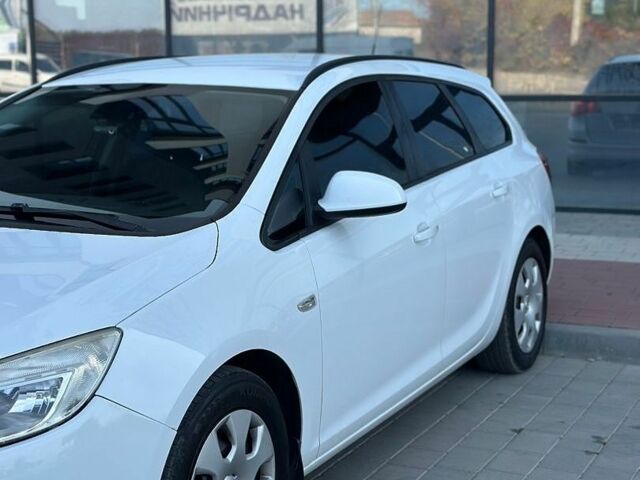 Білий Опель Астра, об'ємом двигуна 1.25 л та пробігом 267 тис. км за 5499 $, фото 10 на Automoto.ua