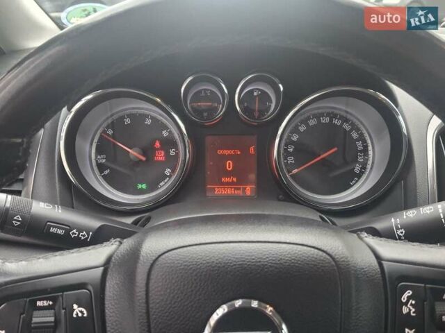 Белый Опель Астра, объемом двигателя 1.7 л и пробегом 232 тыс. км за 8500 $, фото 26 на Automoto.ua