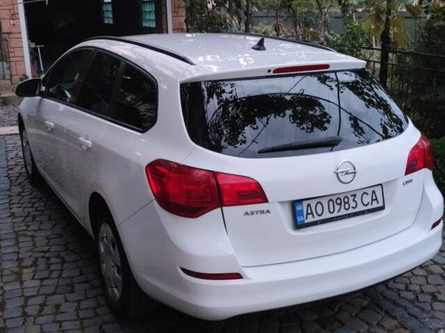 Білий Опель Астра, об'ємом двигуна 1.7 л та пробігом 263 тис. км за 7500 $, фото 3 на Automoto.ua